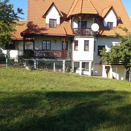 Dom Na Lesnej - בית נופש