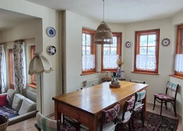 בית נופש Dom Na Lesnej - *