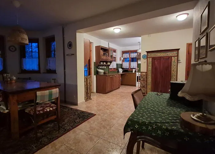 Dom Na Lesnej - בית נופש *