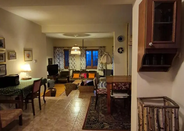 Dom Na Lesnej - בית נופש *