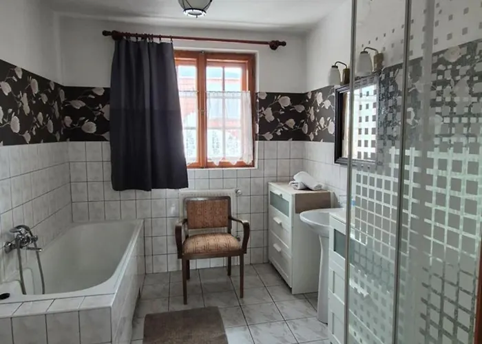 בית נופש Dom Na Lesnej - מז'צ'אנה דולנה